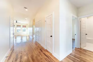 315 Delatorre St, Trenton, TX 75490 - Photo 5