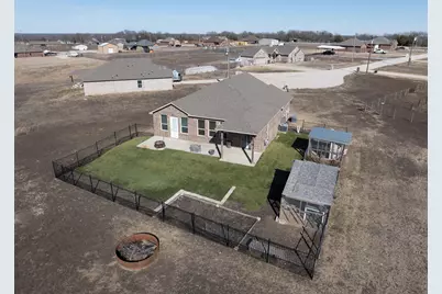 315 Delatorre Street, Trenton, TX 75490 - Photo 37