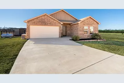 315 Delatorre Street, Trenton, TX 75490 - Photo 3