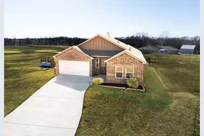 315 Delatorre Street, Trenton, TX 75490 - Photo 1