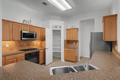 9912 Lamberton Terrace, Fort Worth, TX 76244 - Photo 17