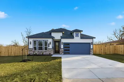 5428 Stephanie Drive, Haltom City, TX 76117 - Photo 1