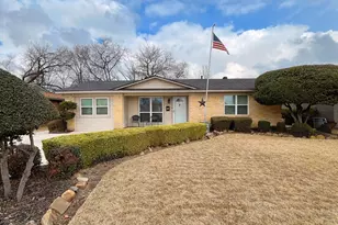 905 Miranda Dr, Mesquite, TX 75149 - Photo 1