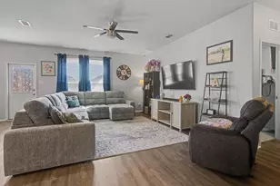 2432 Barzona Dr, Fort Worth, TX 76131 - Photo 9