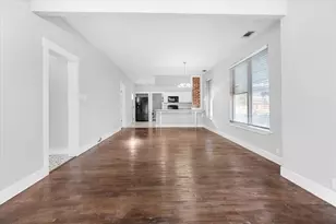 419 W 5th St, Bonham, TX 75418 - Photo 3