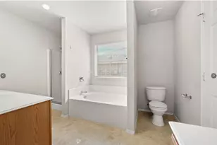 6930 Misty Meadow Ln, Arlington, TX 76002 - Photo 13