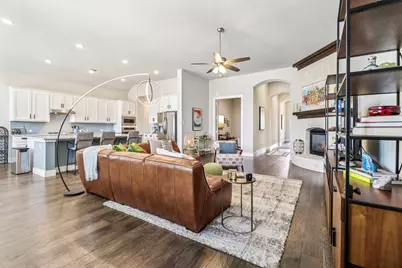 847 Longbranch Way, Little Elm, TX 76227 - Photo 5