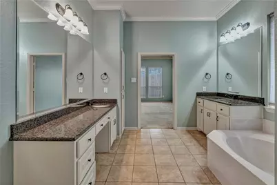 716 Crestridge Circle, Euless, TX 76040 - Photo 25