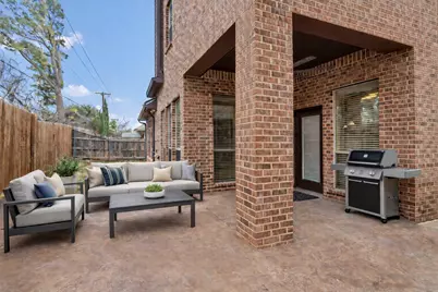 716 Crestridge Circle, Euless, TX 76040 - Photo 11