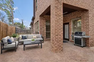 716 Crestridge Cir, Euless, TX 76040 - Photo 11