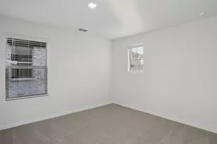 704 Dotty Dr, Princeton, TX 75071 - Photo 25