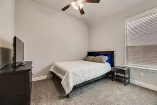 10611 Hidden Holw Dr, Grand Prairie, TX 76065 - Photo 13