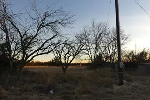 1051 Parker Dairy Rd, Forestburg, TX 76239 - Photo 9