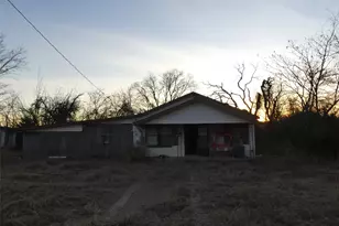 1051 Parker Dairy Rd, Forestburg, TX 76239 - Photo 5