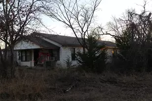 1051 Parker Dairy Rd, Forestburg, TX 76239 - Photo 3