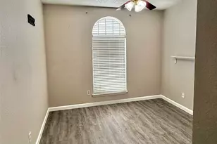 341 McMurtry Dr, Arlington, TX 76002 - Photo 15