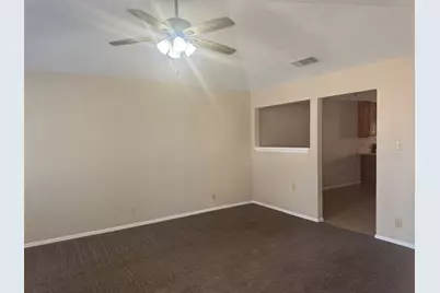 1002 Harbor Lakes Drive, Granbury, TX 76048 - Photo 3