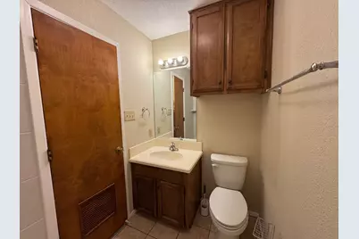 1002 Harbor Lakes Drive, Granbury, TX 76048 - Photo 23