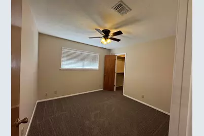 1002 Harbor Lakes Drive, Granbury, TX 76048 - Photo 19