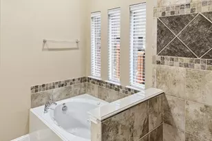 2919 Bandera, Grand Prairie, TX 75054 - Photo 15