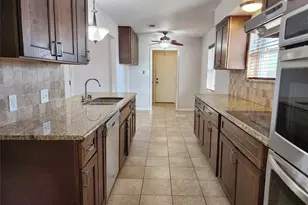 906 Pinedale Ln, Dallas, TX 75241 - Photo 11