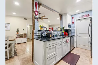 8616 Flicker Lane, Dallas, TX 75238 - Photo 11