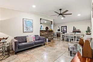 8616 Flicker Ln, Dallas, TX 75238 - Photo 3