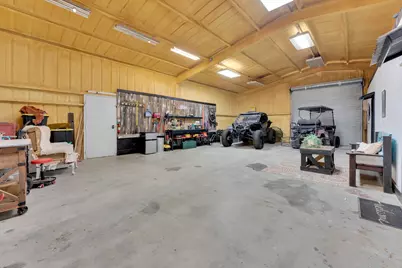 9834 County Road 305, Grandview, TX 76050 - Photo 13