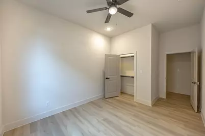 3325 Avenue G, Fort Worth, TX 76105 - Photo 17