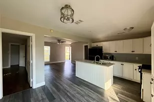 1408 Lakeside Dr, Garland, TX 75042 - Photo 5