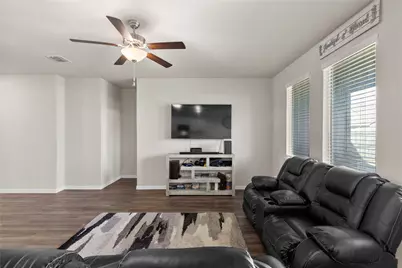 4949 Parrington Drive, Princeton, TX 75407 - Photo 3