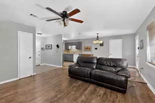 151 Northtown Dr, Wills Point, TX 75169 - Photo 11