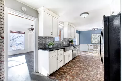 521 Val Oaks Court, Hurst, TX 76053 - Photo 7