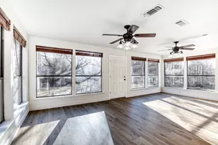 521 Val Oaks Ct, Hurst, TX 76053 - Photo 13