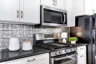 521 Val Oaks Ct, Hurst, TX 76053 - Photo 11