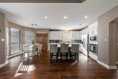 2305 Therrell Way, McKinney, TX 75072 - Photo 11