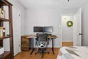 10120 Regent Row St, Benbrook, TX 76126 - Photo 21