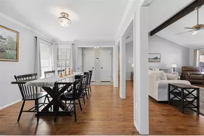 10120 Regent Row Street, Benbrook, TX 76126 - Photo 3