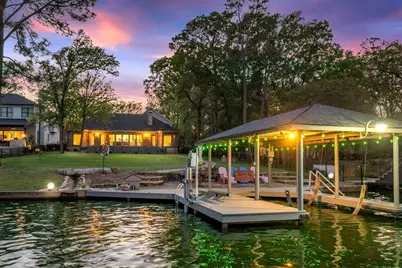 211 N Beverly Drive, Malakoff, TX 75148 - Photo 1