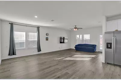 9713 Cherrywood Way, Aubrey, TX 76227 - Photo 7