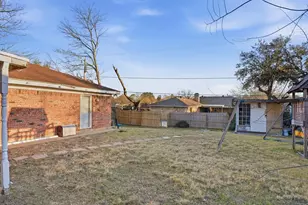 1401 Country Manor Rd, Fort Worth, TX 76134 - Photo 33