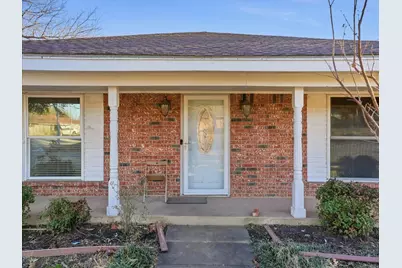 1401 Country Manor Road, Fort Worth, TX 76134 - Photo 5