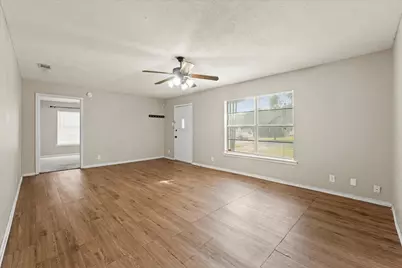 805 Mulkey Lane, Denton, TX 76209 - Photo 3