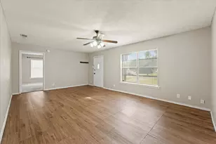 805 Mulkey Ln, Denton, TX 76209 - Photo 3