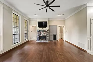 1514 Pickwick Ln, Denton, TX 76209 - Photo 7