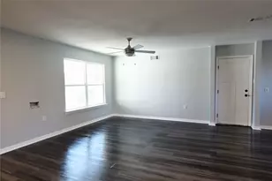 1555 Cape Cod Dr, Dallas, TX 75216 - Photo 9