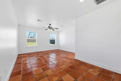 4925 Fitzhugh Avenue, Fort Worth, TX 76105 - Photo 13