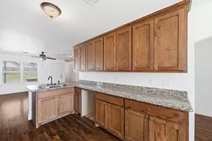 4925 Fitzhugh Ave, Fort Worth, TX 76105 - Photo 19