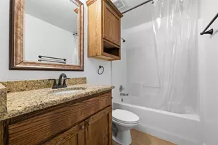 4925 Fitzhugh Ave, Fort Worth, TX 76105 - Photo 23