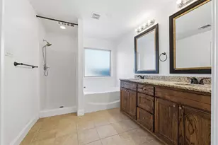 4925 Fitzhugh Ave, Fort Worth, TX 76105 - Photo 15